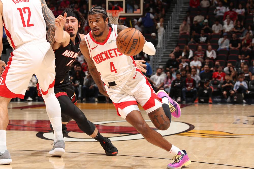 信地提及自 信地提及自